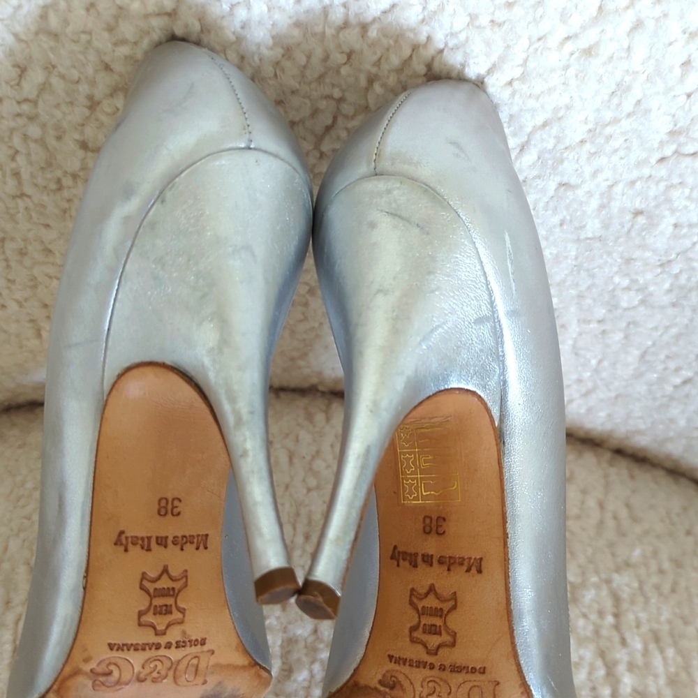 Dolce & Gabbana Silver Metallic Women's Heels - Picture 9 of 11